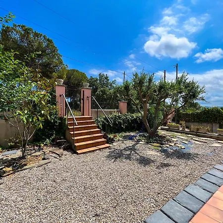 Chic Coastal With Tranquil Pool * Tordera